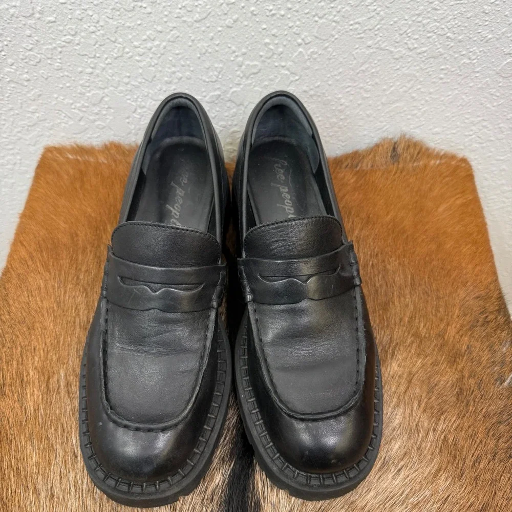 Free People 8 Lyra Black Goth Whimsy Chunky Y2K Platform Loafers‎ Dark Academia